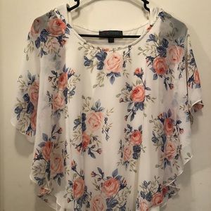 Love delirious floral maternity top